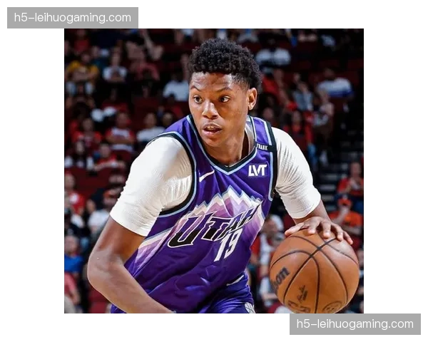 爵士新星贝利高效表现：三分11中7狂砍32分成为客场取胜核心