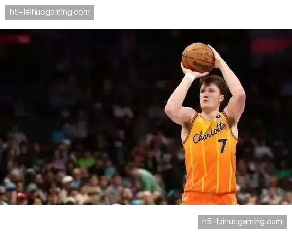 克努佩尔命中273记三分 成史上首位新秀三分王